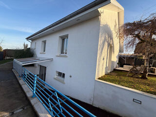  Maison � vendre 9 pi�ces 223 m�