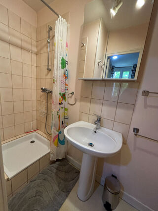  Appartement à louer 1 pièce 14 m²