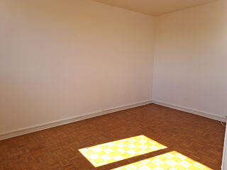  Appartement  vendre 4 pices 73 m