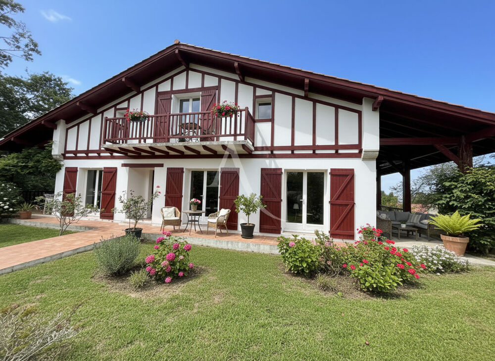 Vente Maison Maison Ciboure 12 pièce(s) 203 m2 Ciboure
