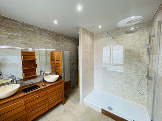  Appartement � vendre 3 pi�ces 70 m�