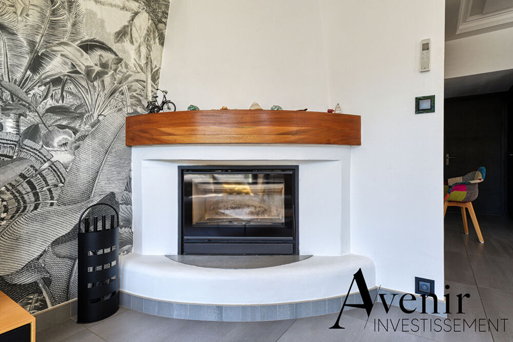 à vendre  Maison Saint-Cyr-au-Mont-d'Or (69450)