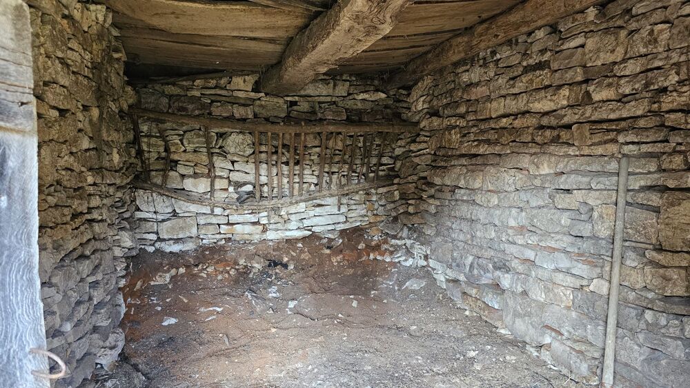 Vente Maison Maison en pierre à rénover sur le Causse proche de Cajarc Salvagnac cajarc
