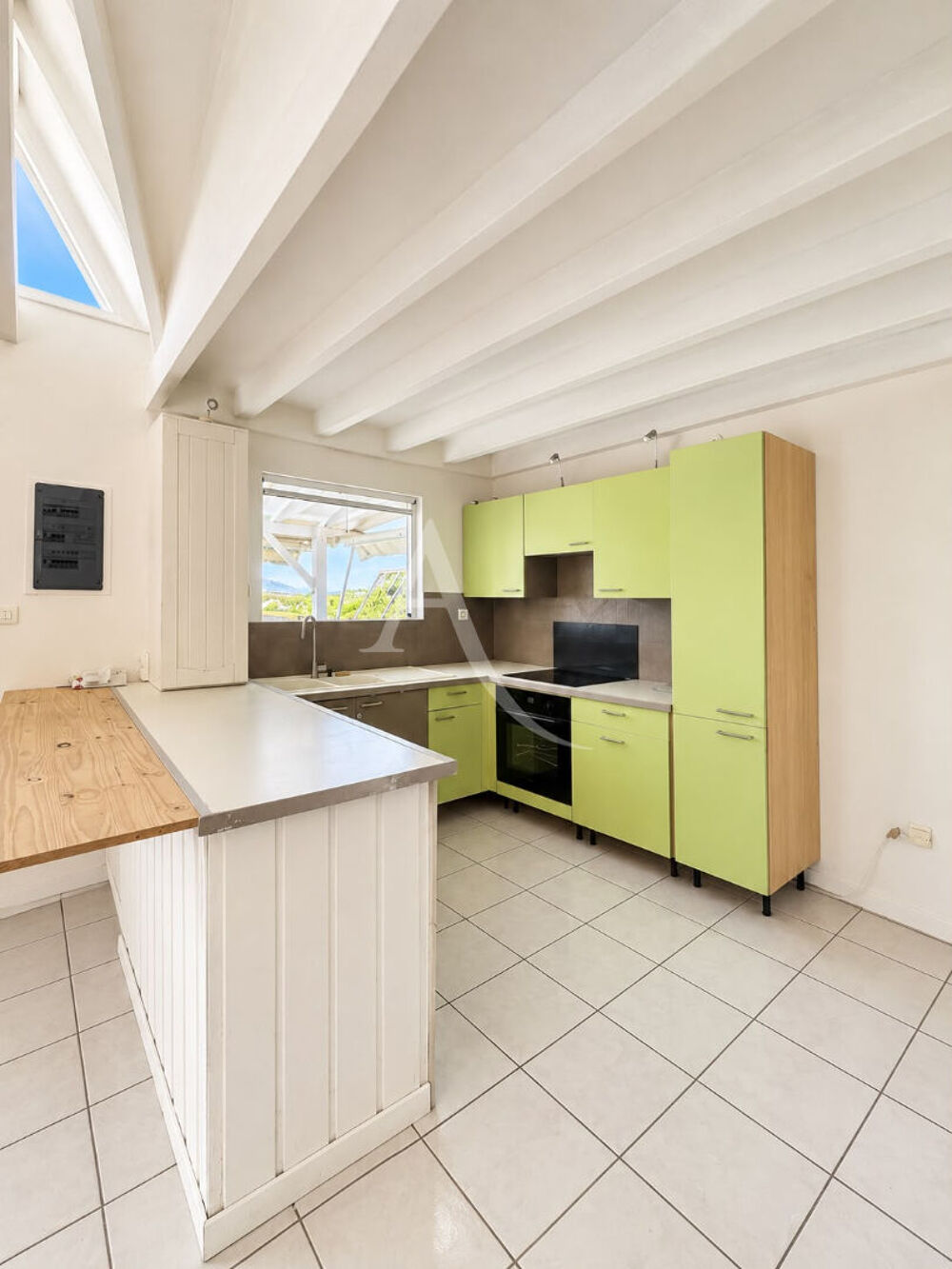 En EXCLUSIVITE: Maison F5 +T2 Riviere Salée VUE MER.