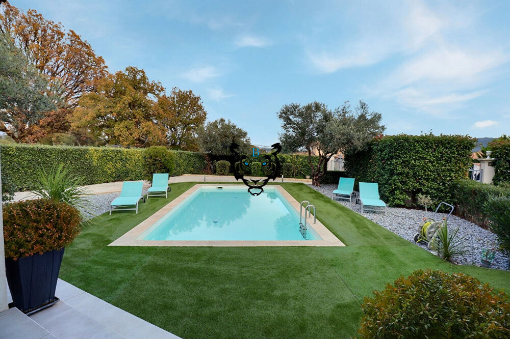 SUPERBE VILLA MODERNE - LE MUY