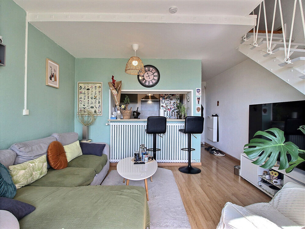 Appartement T2 bis avec balcon parking au pied de la résidence