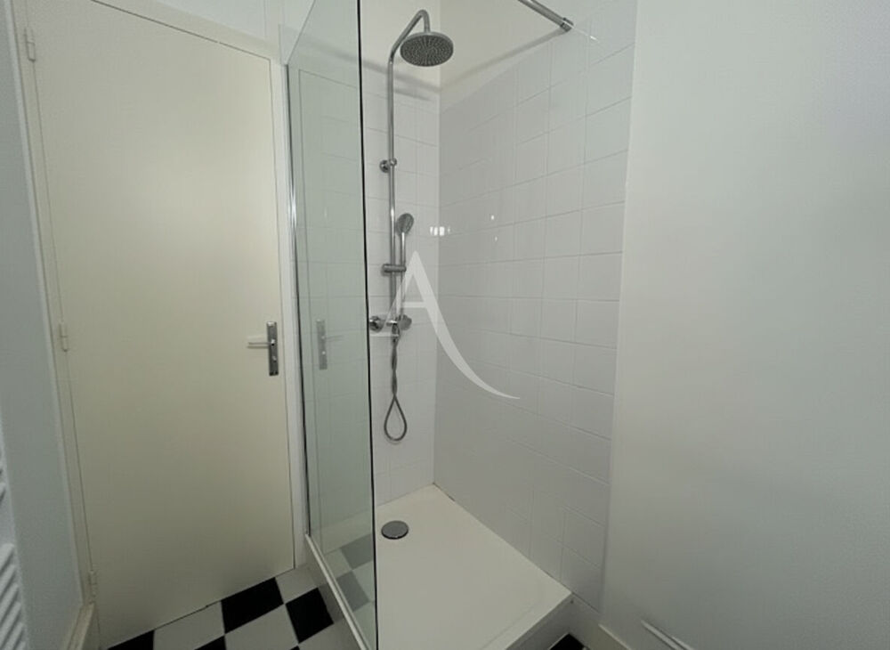 Location Appartement Studio 23m² - Secteur Ballainvilliers Clermont ferrand