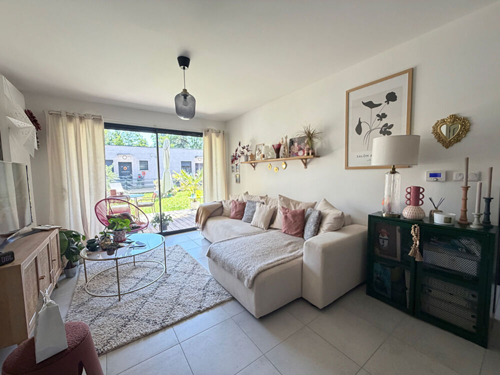Vente Appartement Rez-de-Jardin Lons-Le-Saunier / 3 pièces / 2 chambres / 73.82 m² Lons le saunier