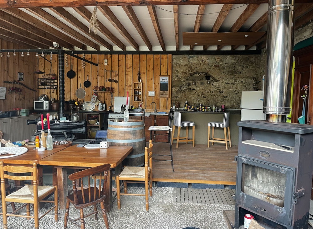 Vente Maison Maison Escueillens 8 pièce(s) 300 m2 Escueillens