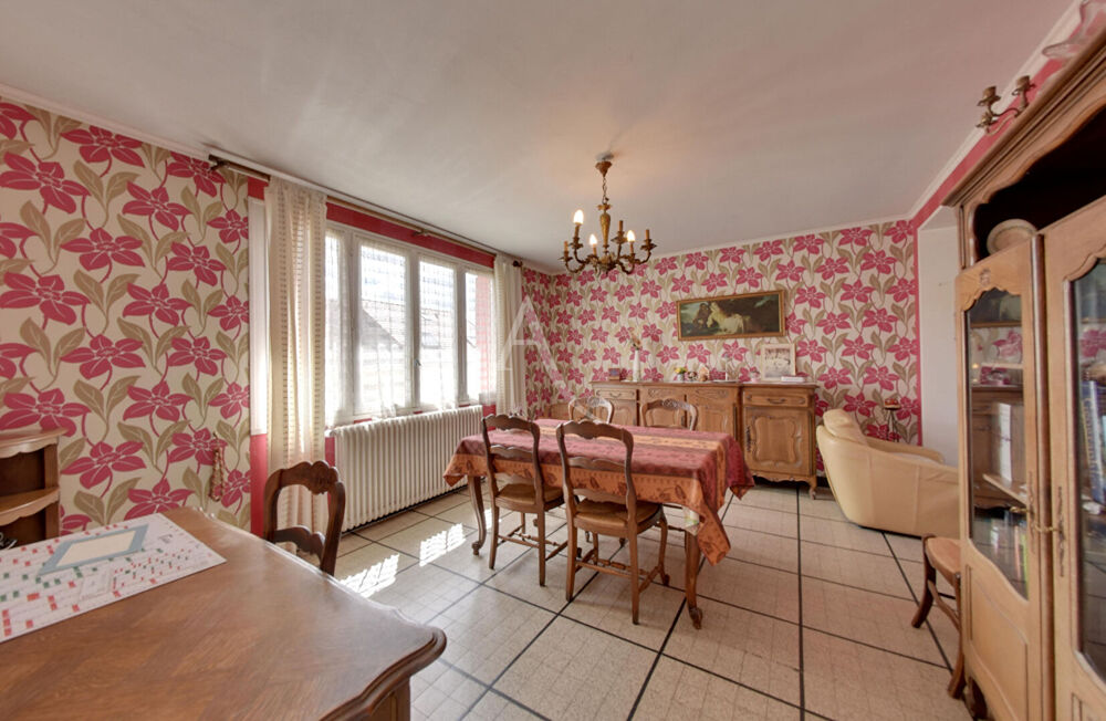 Maison familiale avec fort potentiel et grand jardin