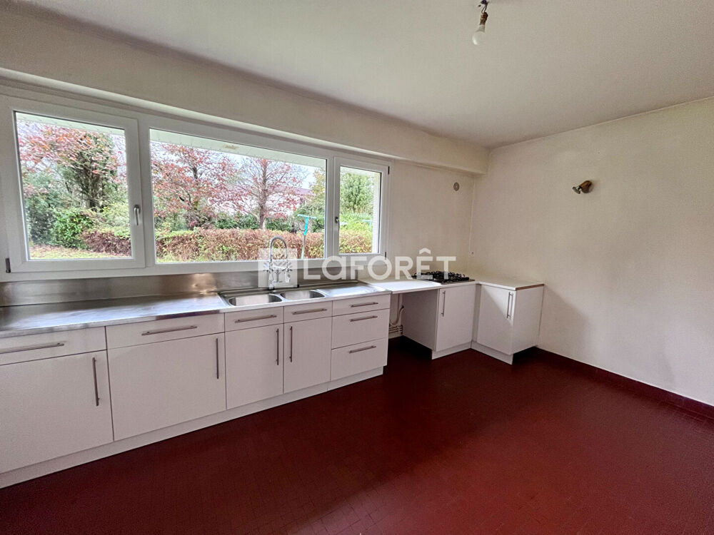 Maison 6 pièce(s) 120 m²à louer Reze