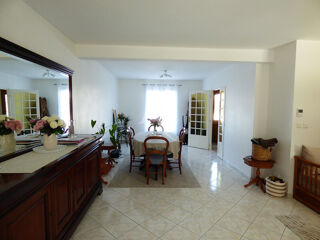  Maison  vendre 6 pices 181 m