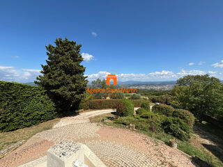  Maison  vendre 6 pices 211 m