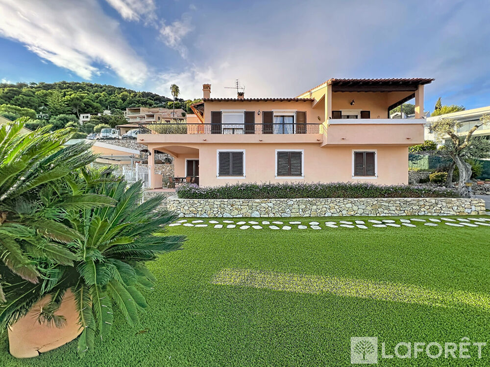 Vente Maison Maison Roquebrune Cap Martin 6 pièce(s) 167.12 m2 Roquebrune cap martin