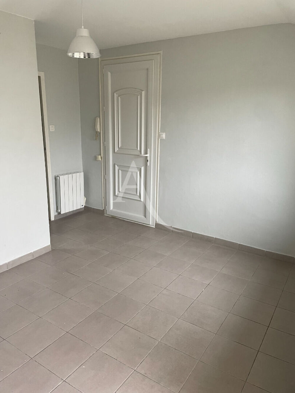 Location Appartement A LOUER LE LION D'ANGERS Appt T2 de 29 m2 Le lion d angers