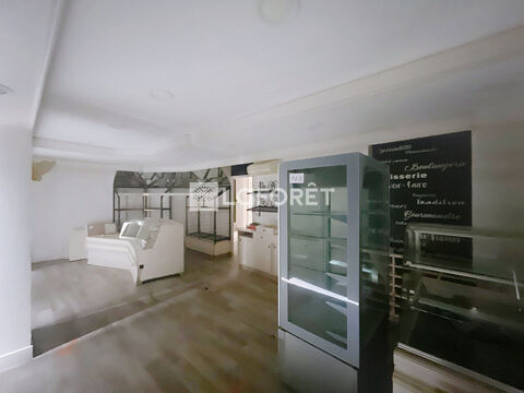   Local commercial Guer 180 m2 
