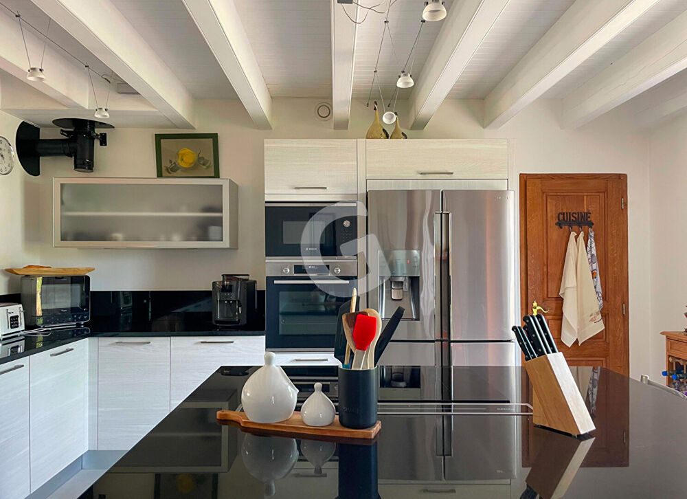 MAISON - 6 PIECES - 152M² - A VENDRE - LA JONCHERE