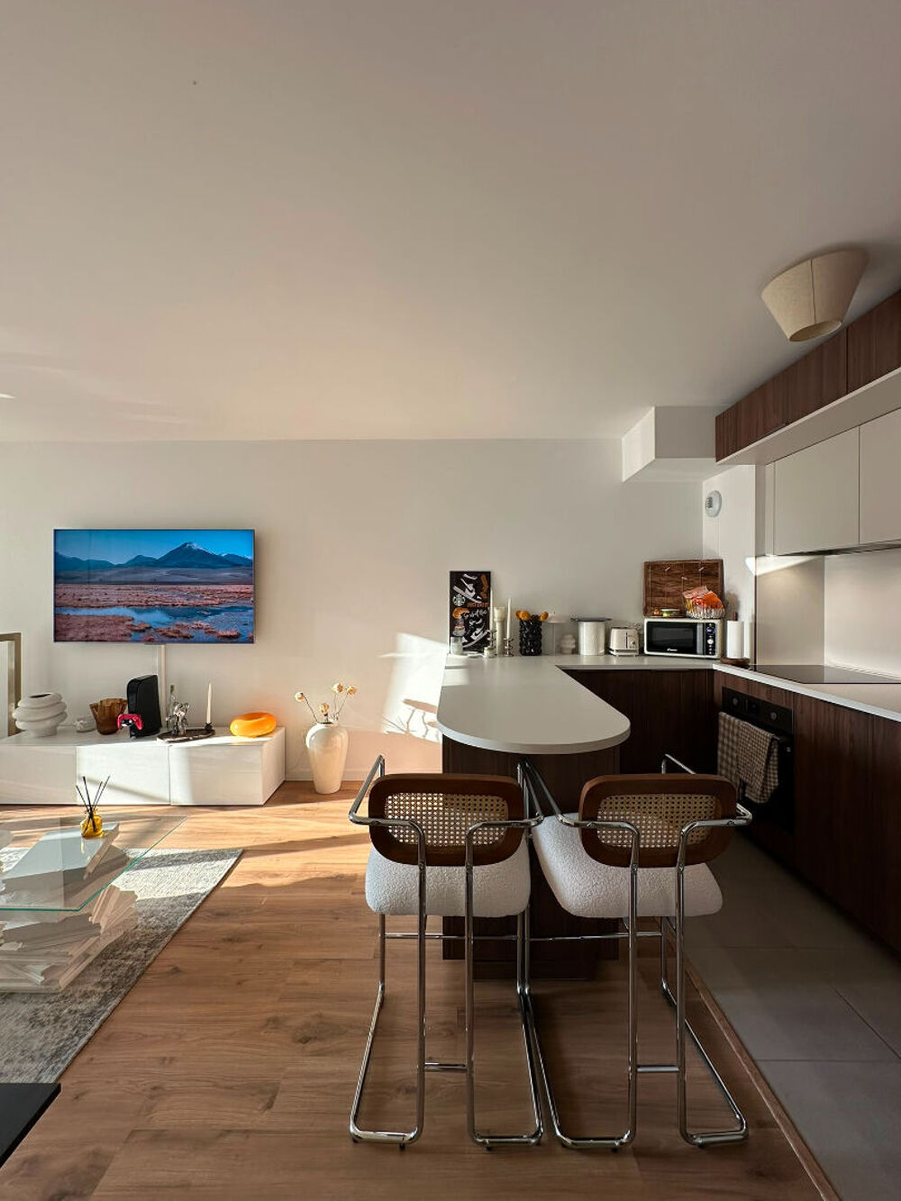 Vente Appartement À VISITER SANS TARDER - 2 PIÈCES AVEC BALCON EN PLEIN CENTRE-VILLE Colombes