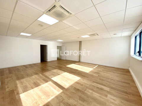   Local d'activité Wiwersheim 67.32 m2 
