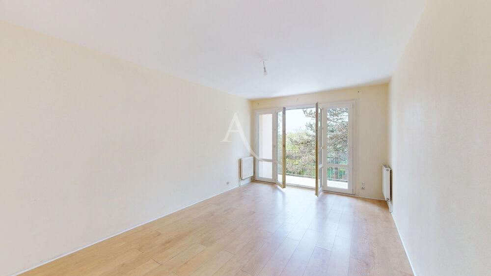 Vente Appartement Appartement 3 pi�ces � vendre � Saint-Jean-de-Braye, Lumineux avec balcon, garage ferm� et cave Saint jean de braye