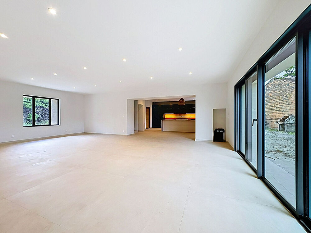 Mas de charme en pierre à Rognonas -5 pièces -160m² +70m²-Rénovation 2025