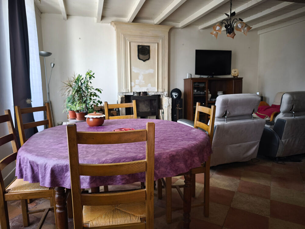 Vente Maison Maison en Pierre au Calme dans un Secteur Préservé Bourg sur gironde