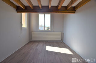  Appartement  louer 3 pices 82 m