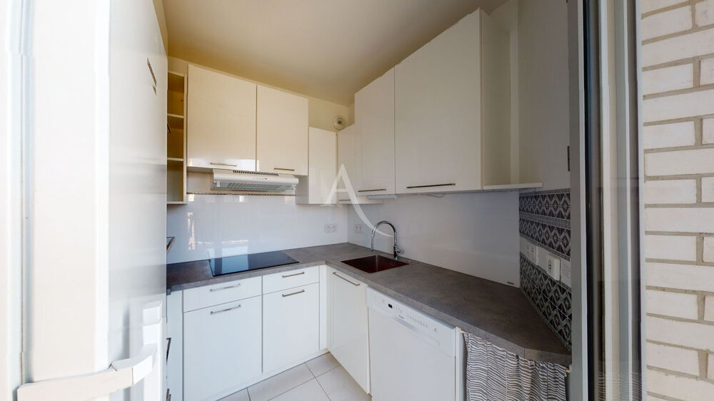 Vente Appartement Appartement Asnières Sur Seine 3 pièces 63.44 m2 avec terrasse, cave et parking. Asnieres sur seine