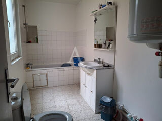  Immeuble � vendre 150 m�