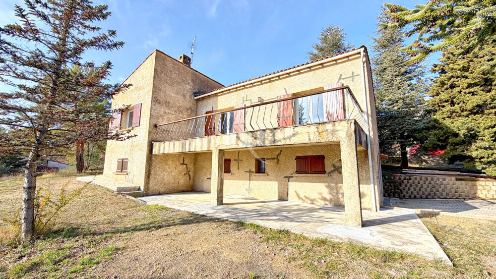 VILLA LUMINEUSE DE 125M2 GARAGE AU CALME JARDIN ARBORE A PIERREVERT