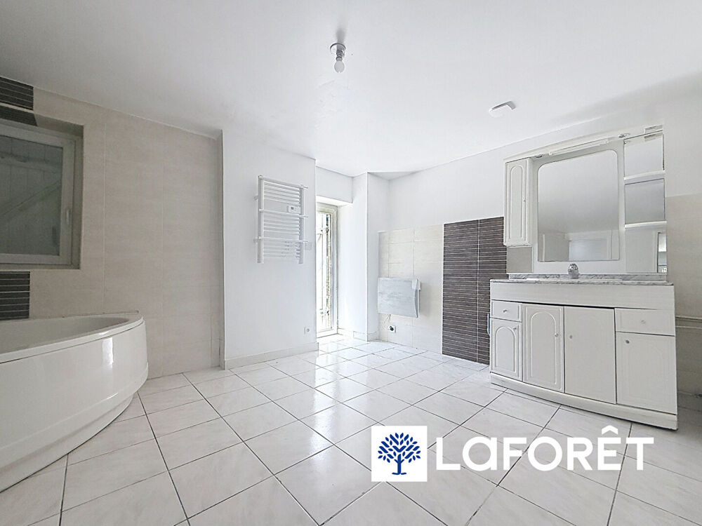 Location Appartement Appartement Oytier Saint Oblas 4 pièce(s) 84.30 m2 Oytier saint oblas