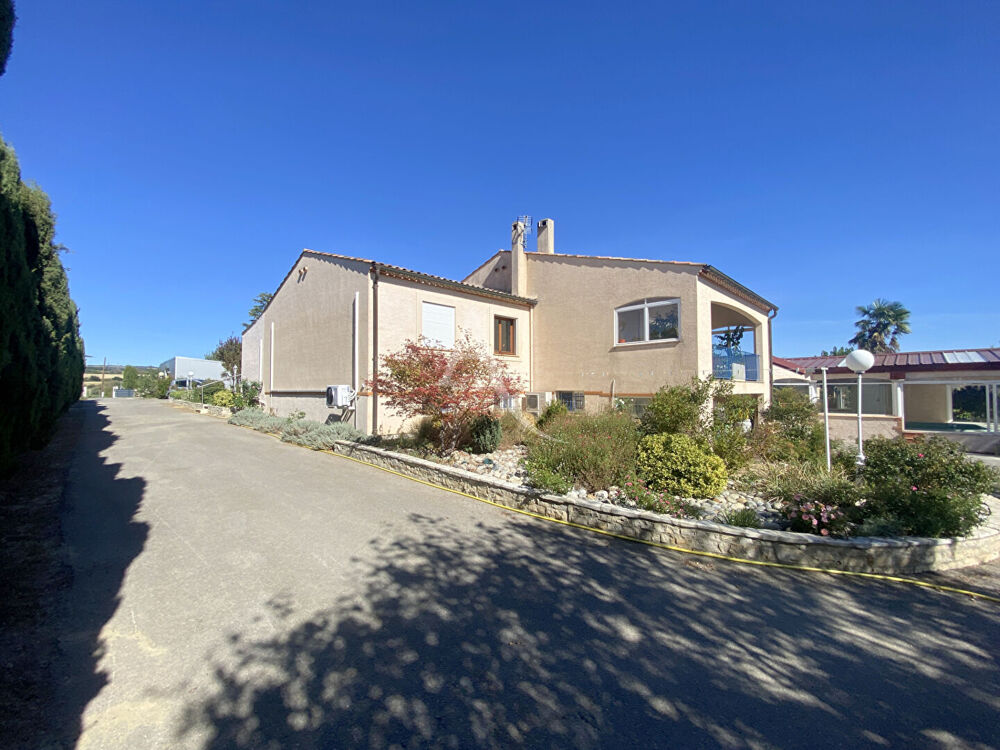 Vente Maison Maison Castelnaudary 5 pièce(s) 185.69 m2 Castelnaudary