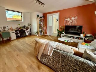  Immeuble à vendre 6 pièces 180 m²