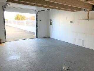  Parking / Garage à vendre 2 pièces 61 m²