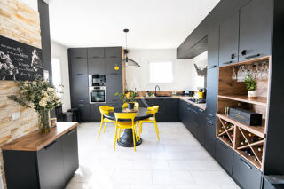  Maison à vendre 10 pièces 266 m²