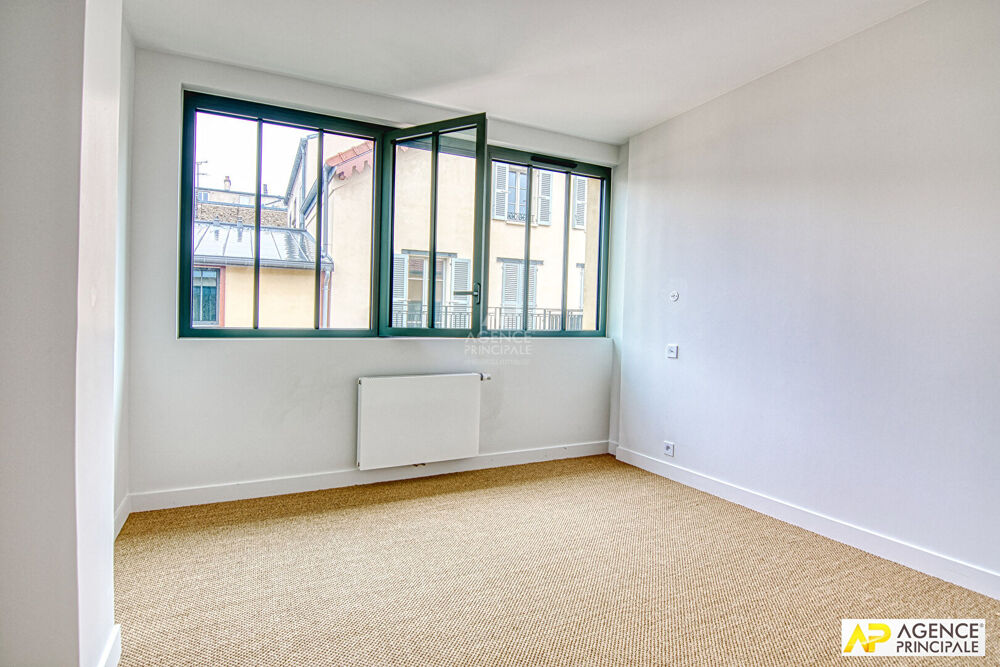 Vente Maison Versailles  Notre Dame  - Maison 3 pièces 65.8 m ² au sol avec terrasse arborée de 17,5 m² Versailles