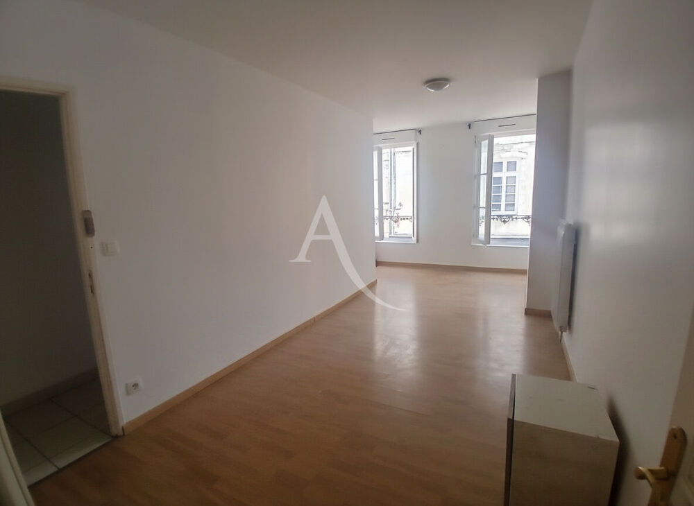 Vente Appartement Appartement Saintes  centre ville 2 pièce(s) Saintes