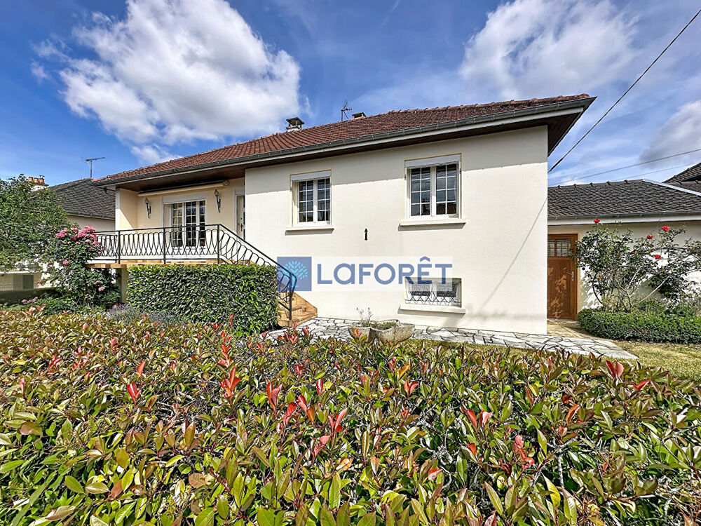 Froncles, Pavillon sur sous-sol 83 m² avec remise