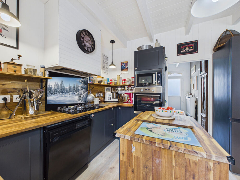 Vente Maison Maison PLOMODIERN 5 pièce(s) 142 m2 Plomodiern