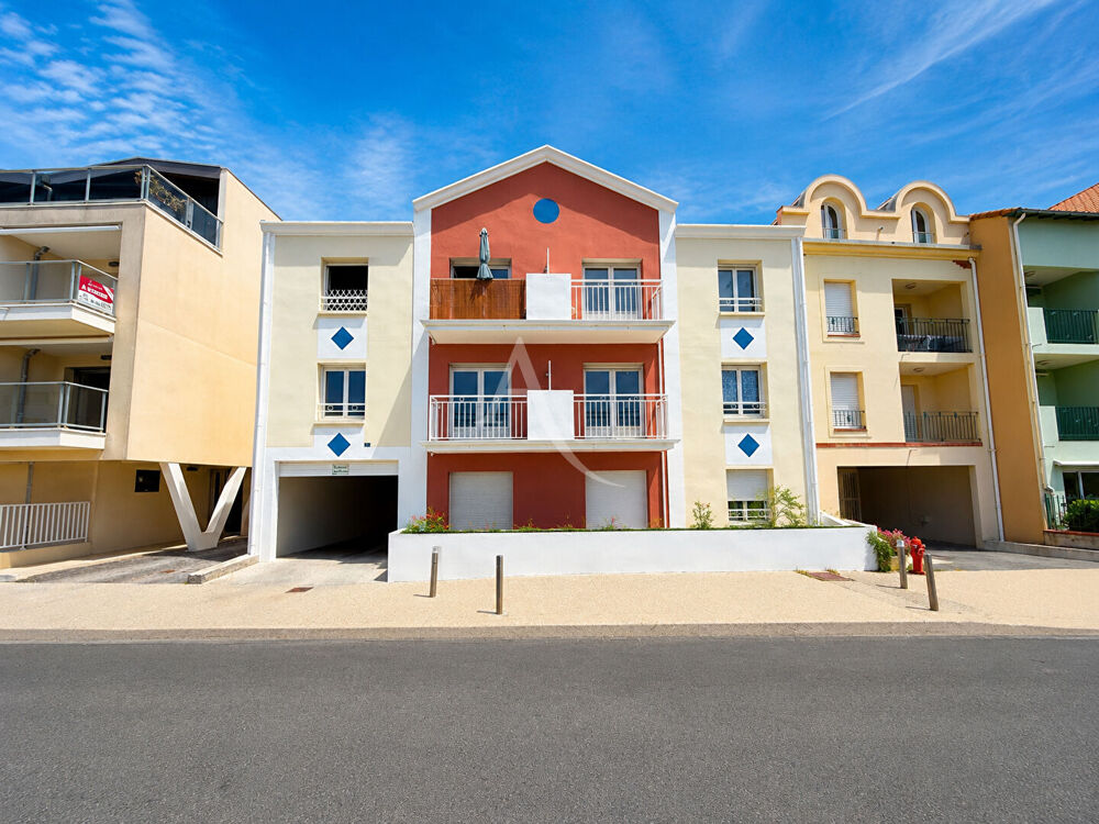 Vente Immeuble Immeuble Saint Hilaire De Riez 14 pièce(s) 304 m2 Saint hilaire de riez