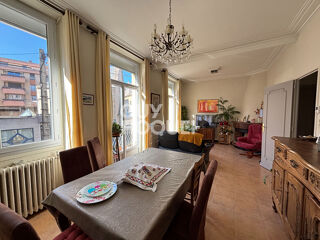 Vente Immeuble Immeuble de rapport 260 m²  4 lots Centre-ville d'Aubenas  2 000 de revenus mensuels Aubenas