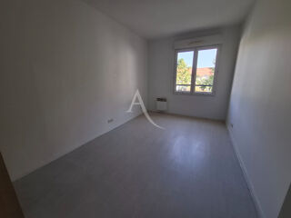  Appartement à louer 2 pièces 50 m²