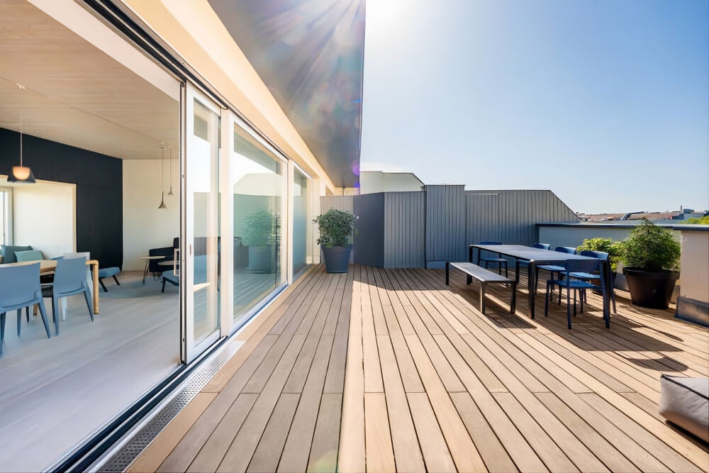 Spacieux duplex 5 pièces avec belle terrasse ? Bordeaux Belcier proche tram