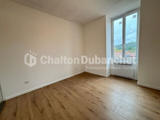 Appartement � louer 4 pi�ces 84 m�