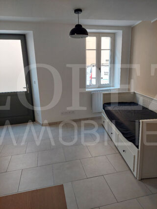 Appartement à louer 1 pièce 24 m²