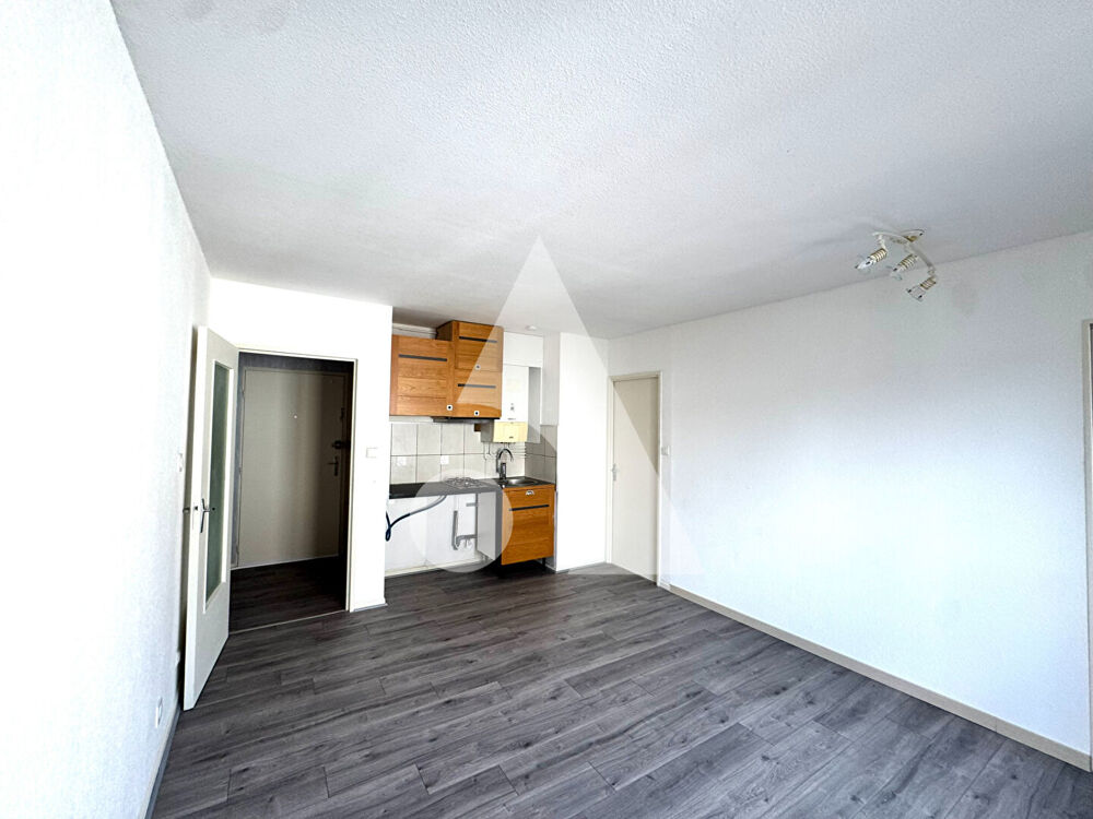 Location Appartement T2 centre-ville Neufchâteau - résidence sécurisée avec ascenseur Neufchateau