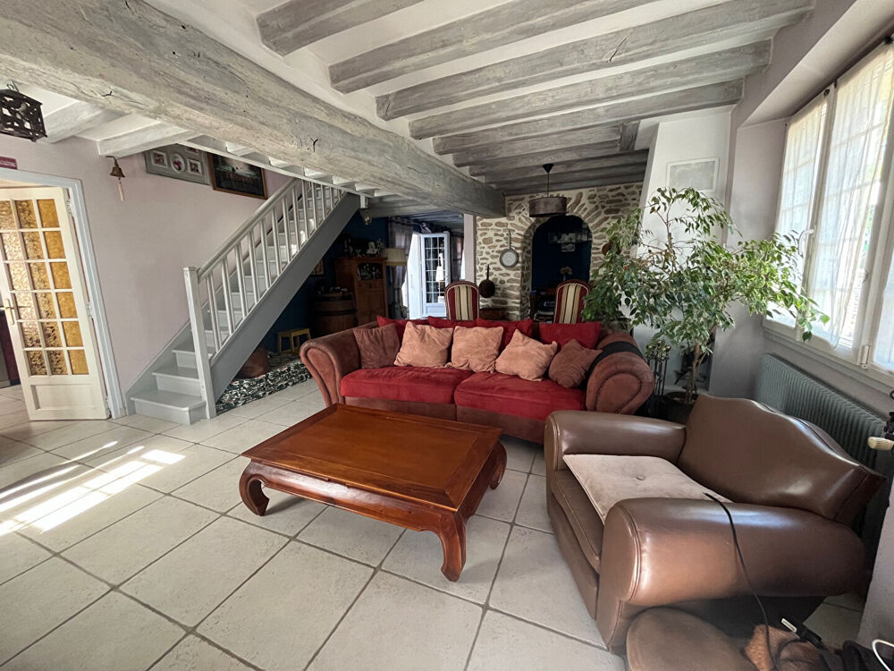 Vente Maison Maison Fontenay Saint Pere 6 pièce(s) 158 m2, sous-sol, jardin. Fontenay saint pere