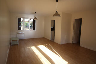  Maison à louer 4 pièces 85 m²