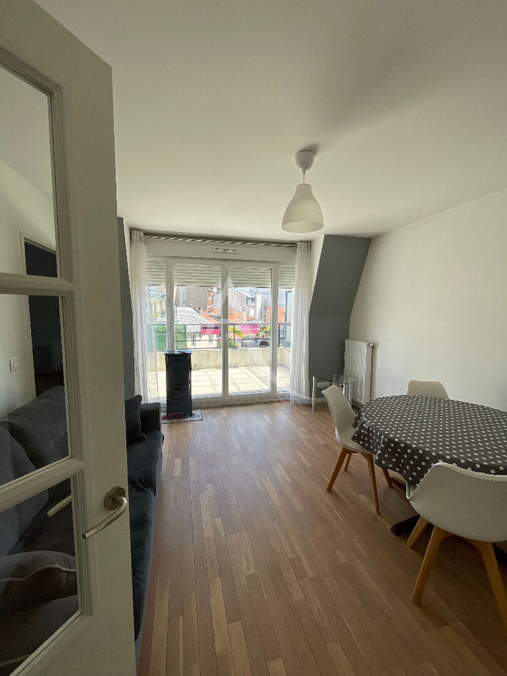 Appartement Chatillon 2 pièce(s) 38 m2 meublé