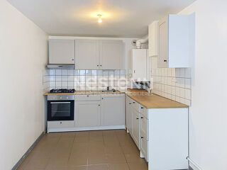  Appartement à louer 3 pièces 67 m²